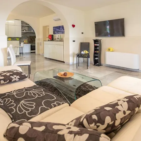 Arke - Salento Reservation Vila *